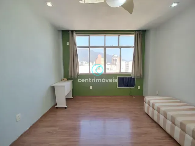 Sala com 24m², para alugar, no bairro Tijuca em Rio de Janeiro