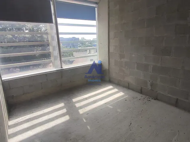 Sala com 22m², à venda ou para alugar, no bairro Recreio dos Bandeirantes em Rio de Janeiro