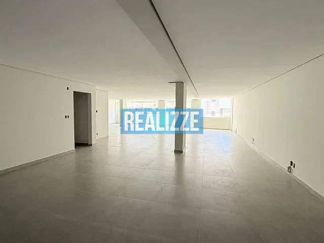 Sala para alugar, no bairro Centro em Marau