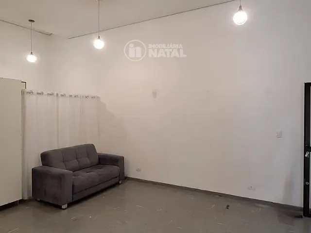 Loja com 56m², para alugar, no bairro Centro em Londrina