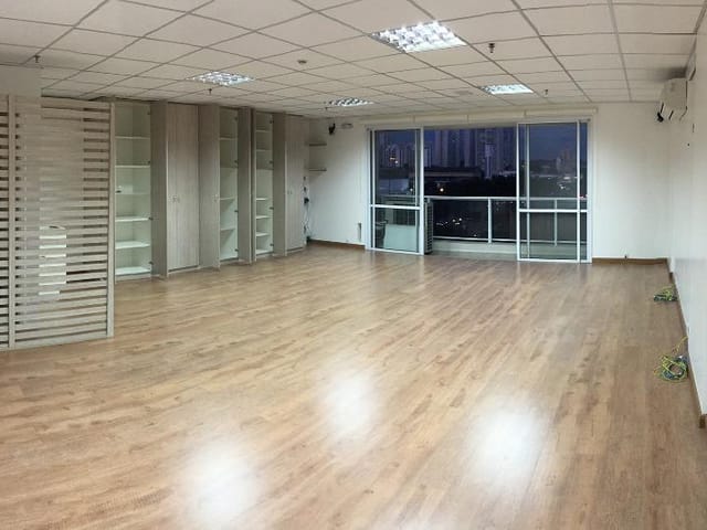 Sala com 128m², à venda, no bairro Vila Leopoldina em São Paulo