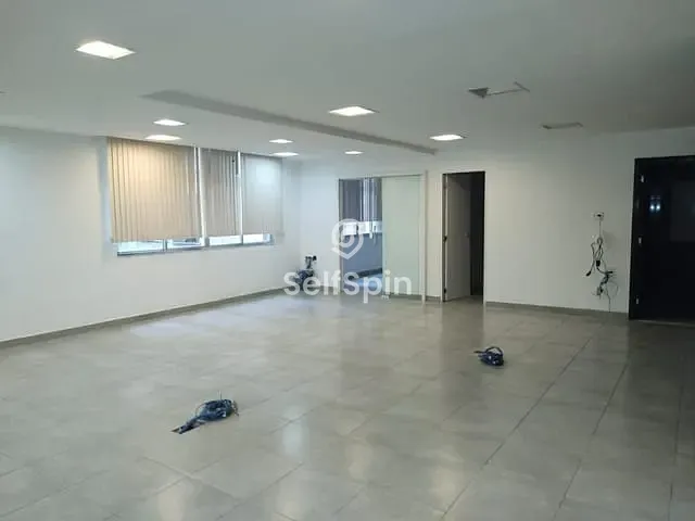Sala para alugar, no bairro Centro em Niterói