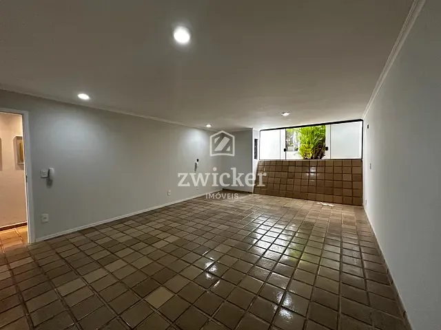 Sala com 30m², para alugar, no bairro Jardim América em Bauru