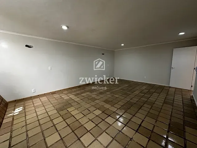 Sala com 30m², para alugar, no bairro Jardim América em Bauru