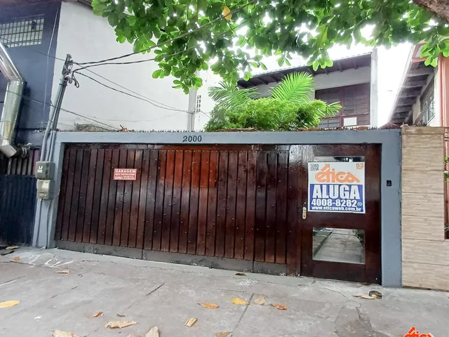 Sala 3 quartos e 4 banheiros, para alugar, no bairro Batista Campos em Belem