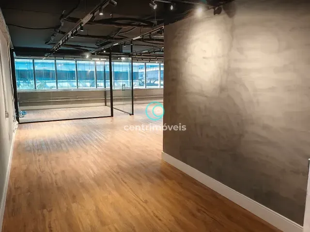 Sala com 201m², à venda, no bairro Barra da Tijuca em Rio de Janeiro