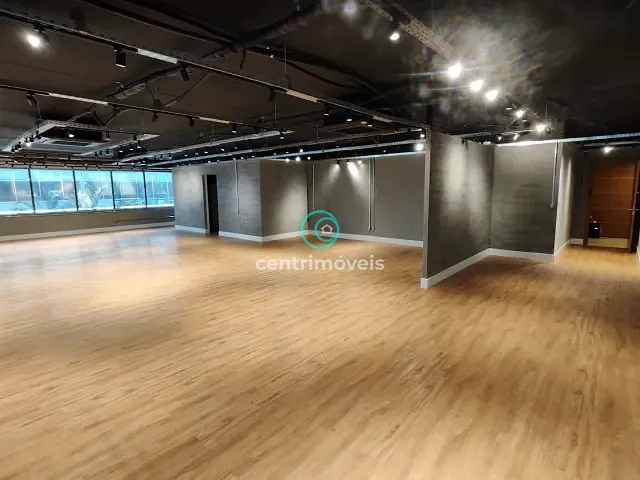 Sala com 201m², à venda, no bairro Barra da Tijuca em Rio de Janeiro
