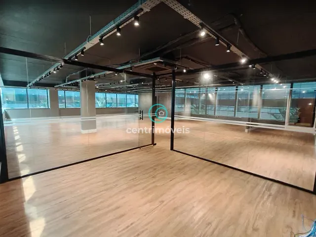 Sala com 201m², à venda, no bairro Barra da Tijuca em Rio de Janeiro