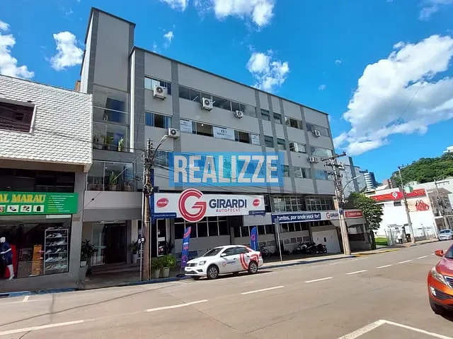 Sala para alugar, no bairro Centro em Marau
