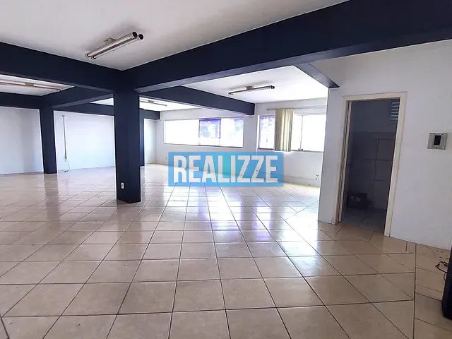 Sala para alugar, no bairro Centro em Marau