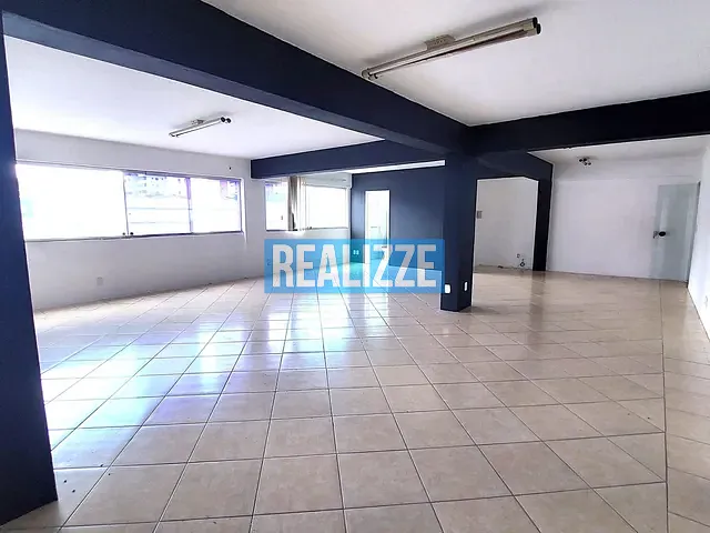 Sala para alugar, no bairro Centro em Marau