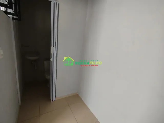 Sala com 20m², para alugar, no bairro Fátima em Teresina
