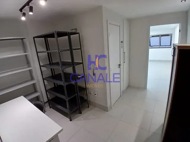 Sala com 32m², à venda ou para alugar, no bairro Recreio dos Bandeirantes em Rio de Janeiro