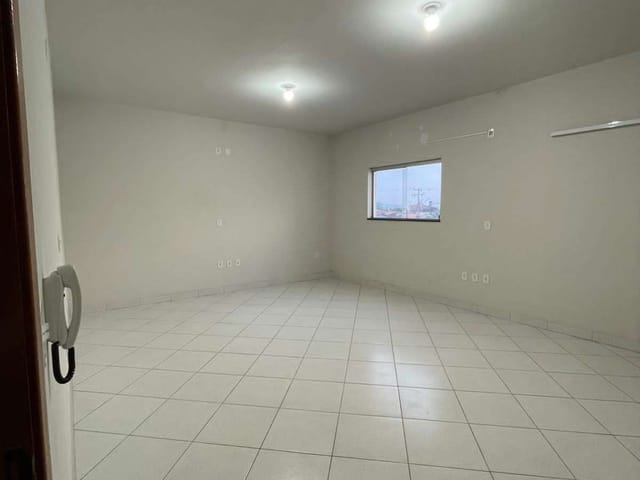 Foto do Sala - "Sala Comercial para Alugar, 35 m², em Sobrado - Localização Privilegiada no Jardim Vista Alegre, Paulínia/SP - Ideal para Escritórios ou Pequenos Negócios" | Hermes Imóveis