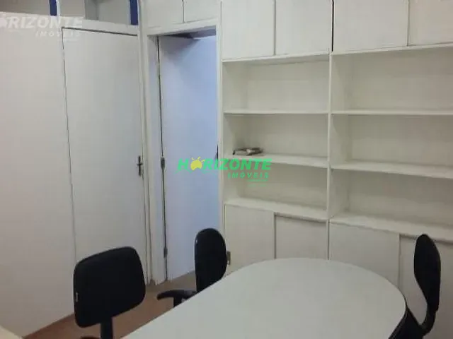 Sala com 42m², à venda, no bairro Centro em São José dos Campos