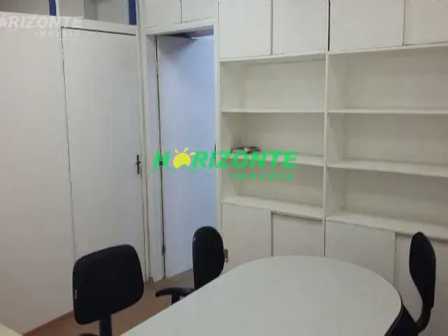 Sala com 42m², à venda, no bairro Centro em São José dos Campos