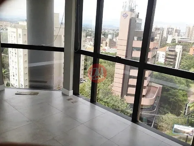 Sala com 70m², à venda, no bairro Auxiliadora em Porto Alegre