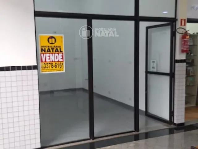 Sala com 26m², para alugar, no bairro Centro em Londrina