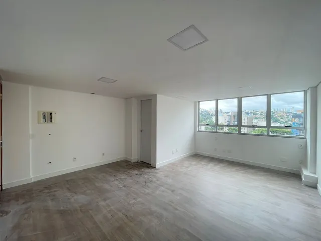 Sala para alugar, no bairro Ouro Preto em Belo Horizonte