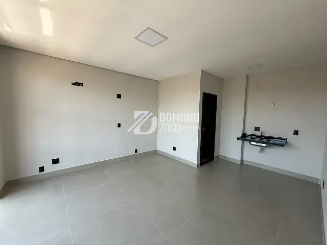 Sala para alugar, no bairro São Benedito em Uberaba