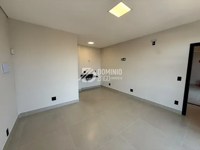 Sala para alugar, no bairro São Benedito em Uberaba