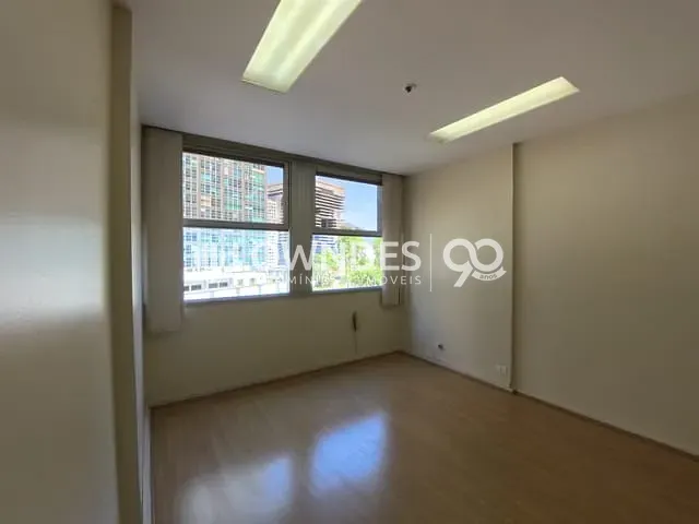 Sala para alugar, no bairro Centro em Rio de Janeiro