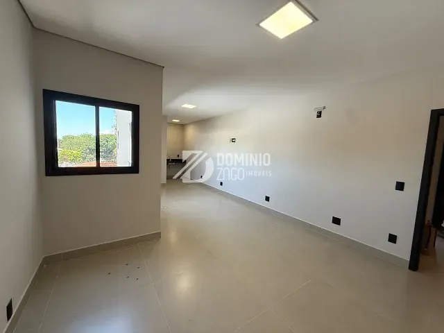 Sala para alugar, no bairro São Benedito em Uberaba