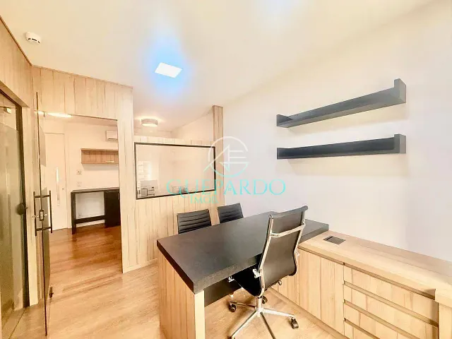 Sala com 58m², para alugar, no bairro Gleba Fazenda Palhano em Londrina