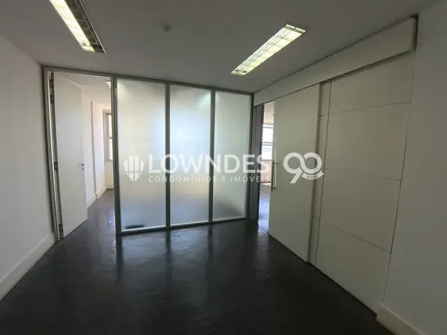 Sala para alugar, no bairro Centro em Rio de Janeiro