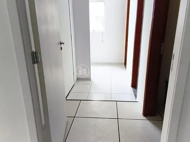 Sala com 90m², para alugar, no bairro Centro em Londrina