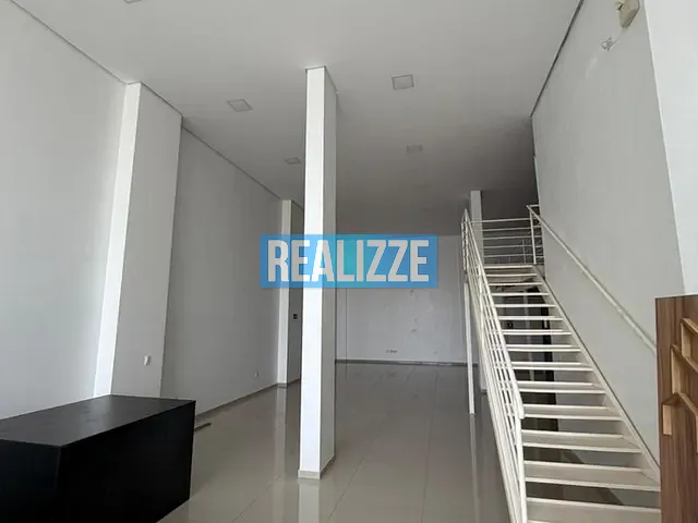Sala para alugar, no bairro Centro em Marau