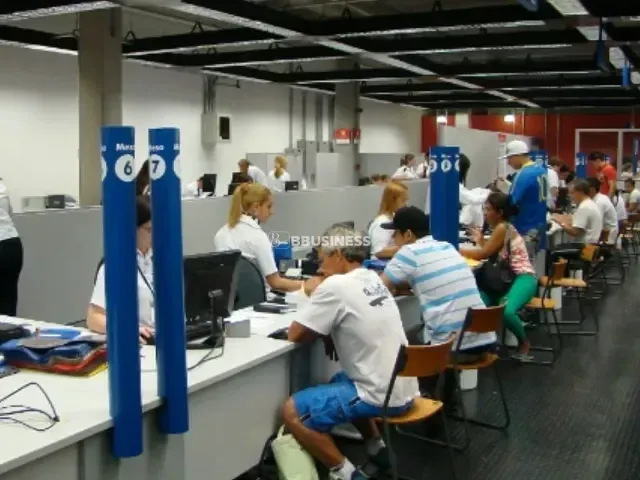Sala para alugar, no bairro Centro em Osasco