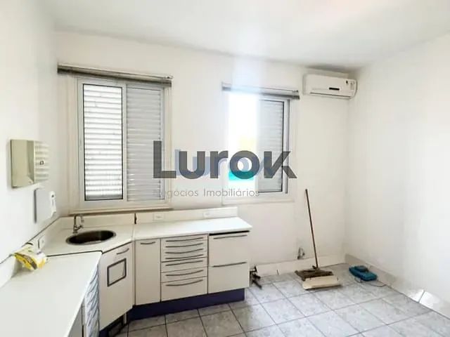 Sala com 120m², para alugar, no bairro Centro em Valinhos