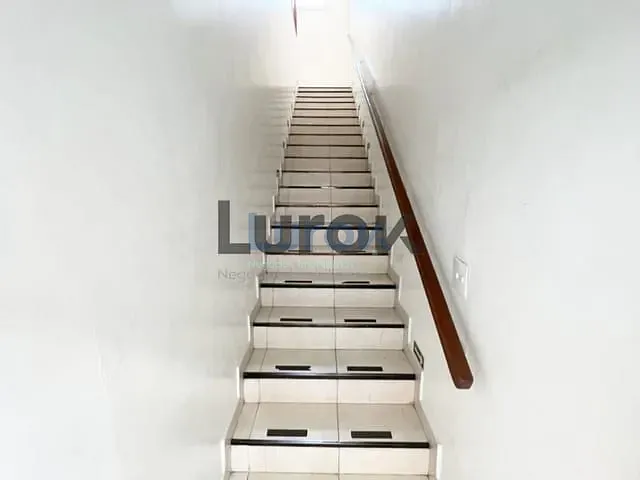 Sala com 120m², para alugar, no bairro Centro em Valinhos