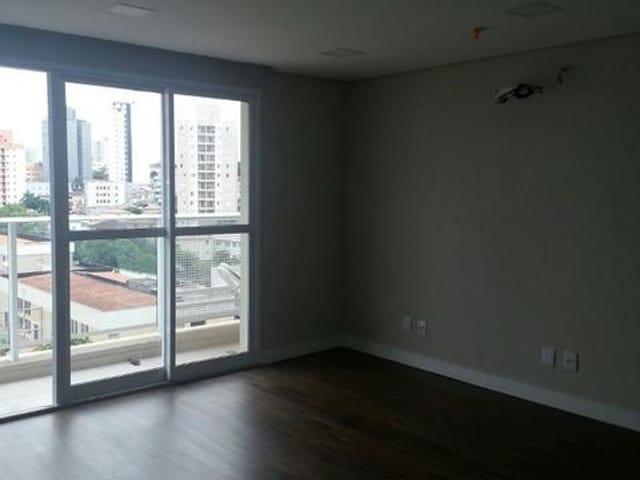 Sala com 32m², à venda, no bairro Centro em Osasco