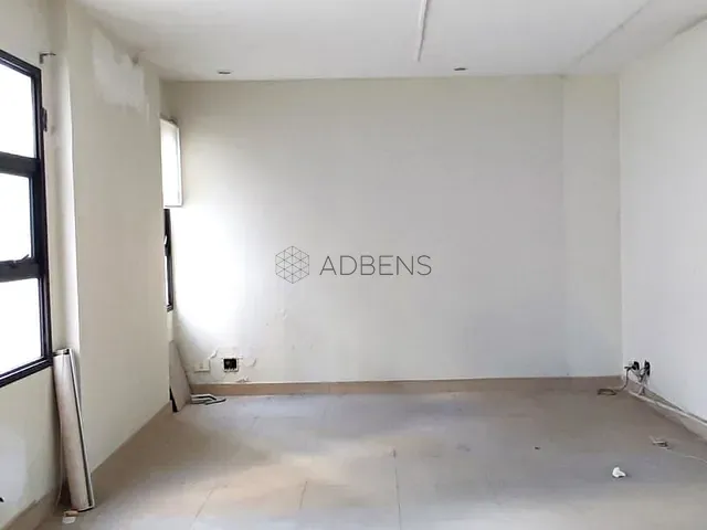 Sala à venda, no bairro Itaim Bibi em São Paulo