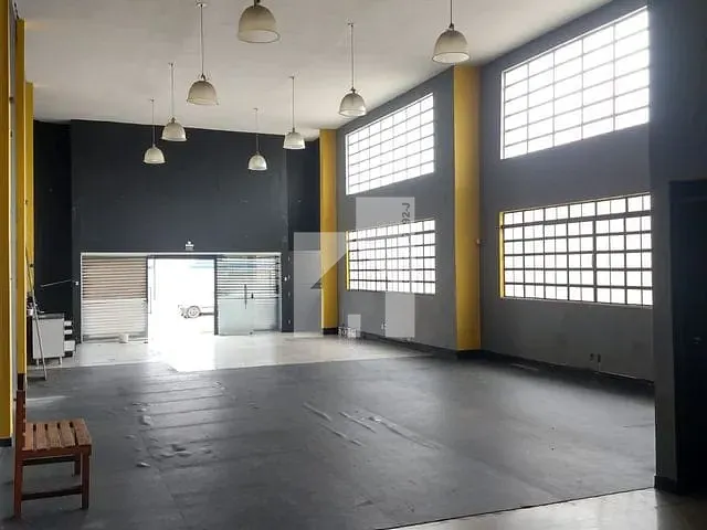 Loja com 280m², para alugar, no bairro Vila Arens II em Jundiaí