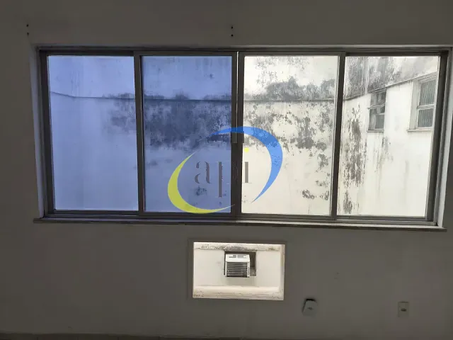Sala para alugar, no bairro Madureira em Rio de Janeiro