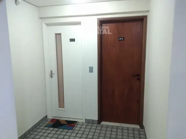 Sala com 75m², à venda, no bairro Centro em Londrina