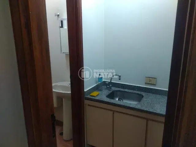 Sala com 75m², à venda, no bairro Centro em Londrina