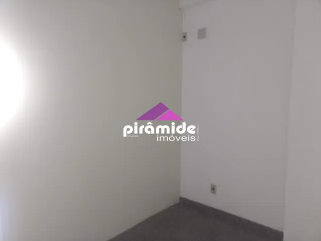 Sala com 34m², à venda, no bairro Jardim São Dimas em São José dos Campos