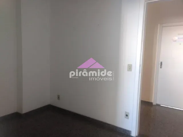 Sala com 34m², à venda, no bairro Jardim São Dimas em São José dos Campos