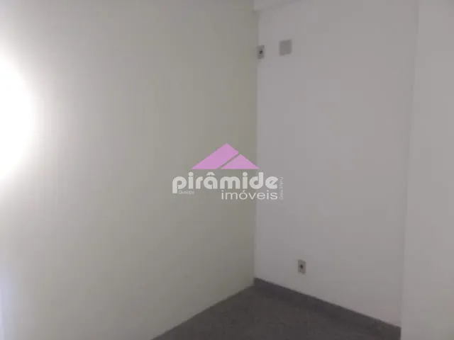Sala com 34m², à venda, no bairro Jardim São Dimas em São José dos Campos