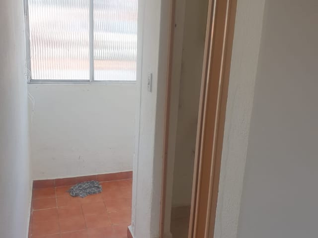 Foto do Salão - Salão à venda, com edícula nos fundos sendo quarto, cozinha e banheiro. Vila Marcondes, Carapicuíba, SP | Collina Imóveis