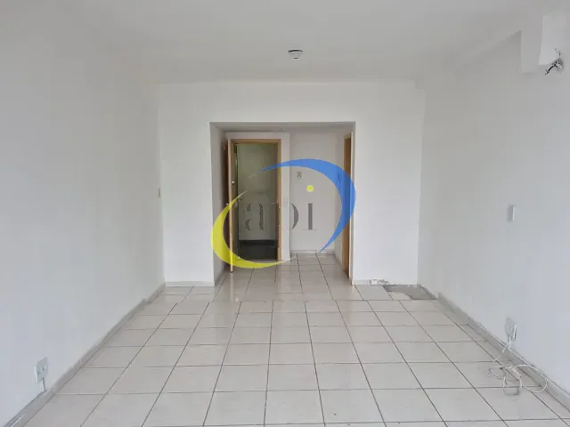 Sala para alugar, no bairro Madureira em Rio de Janeiro
