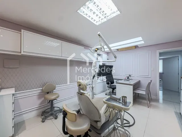Sala com 278m², para alugar, no bairro Centro em Itajaí