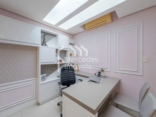 Sala com 278m², para alugar, no bairro Centro em Itajaí