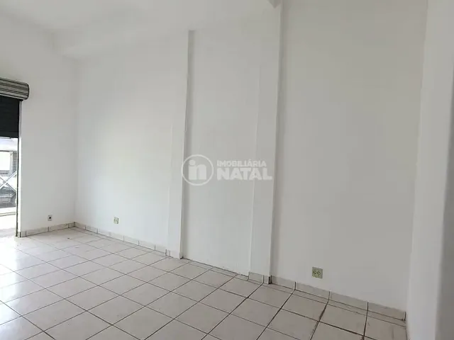 Sala com 40m², para alugar, no bairro Santa Mônica em Londrina