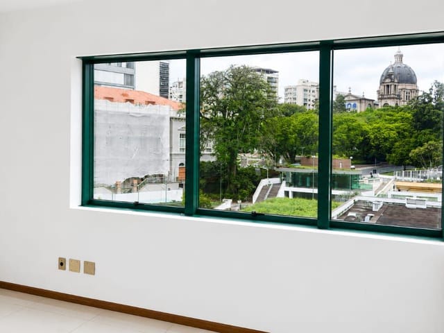 Sala à venda, no bairro Centro Histórico em Porto Alegre