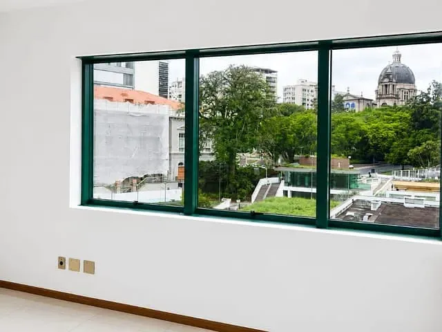 Sala à venda, no bairro Centro Histórico em Porto Alegre